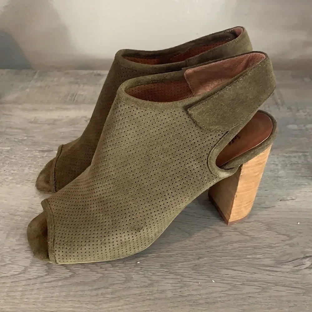 Jeffery Campbell Baltimore Booties Size 8